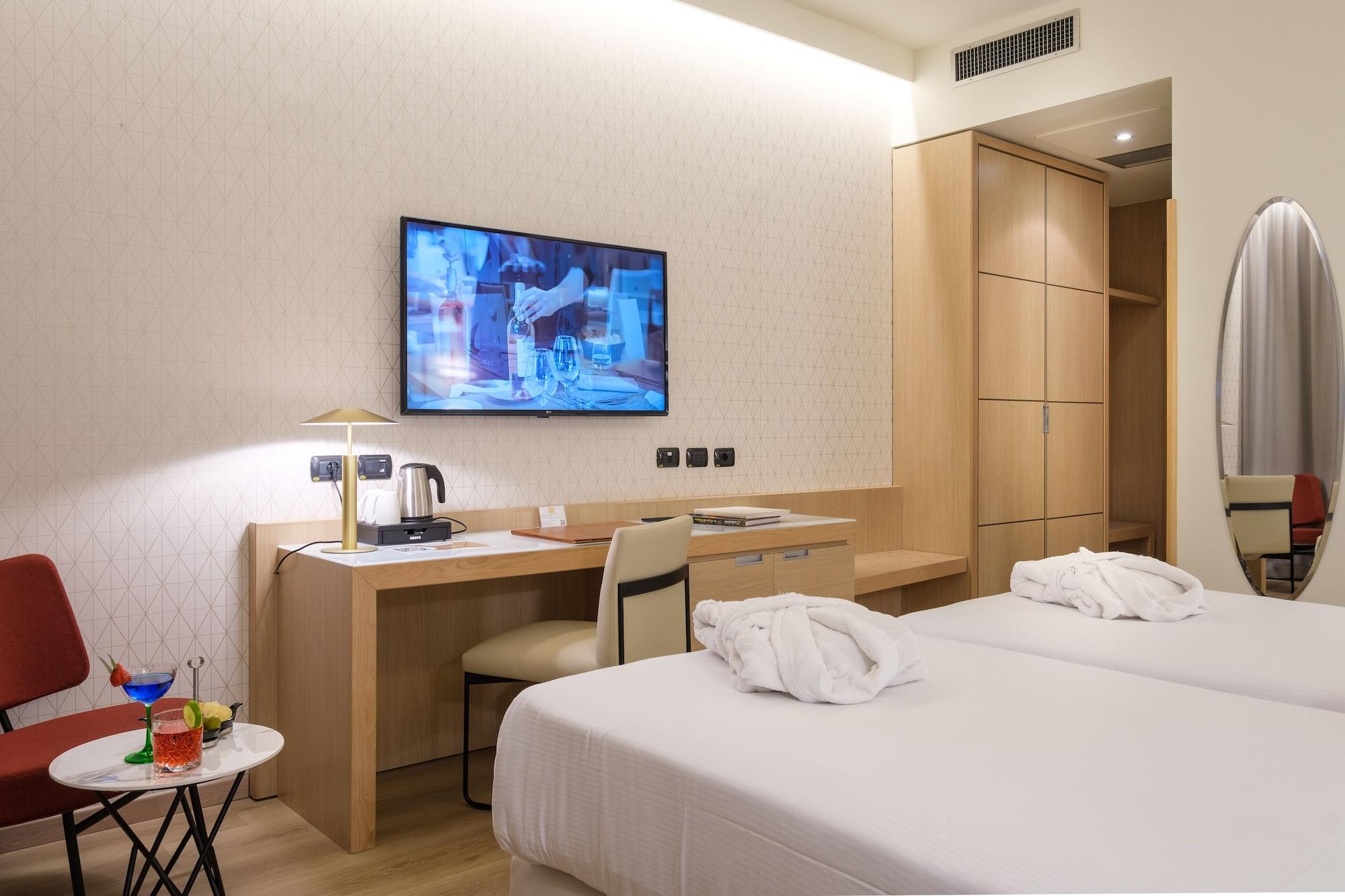 Savhotel Aemilia Болонья Экстерьер фото