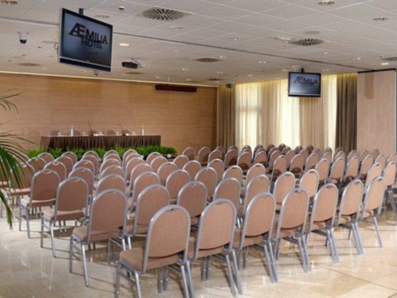 Savhotel Aemilia Болонья Экстерьер фото
