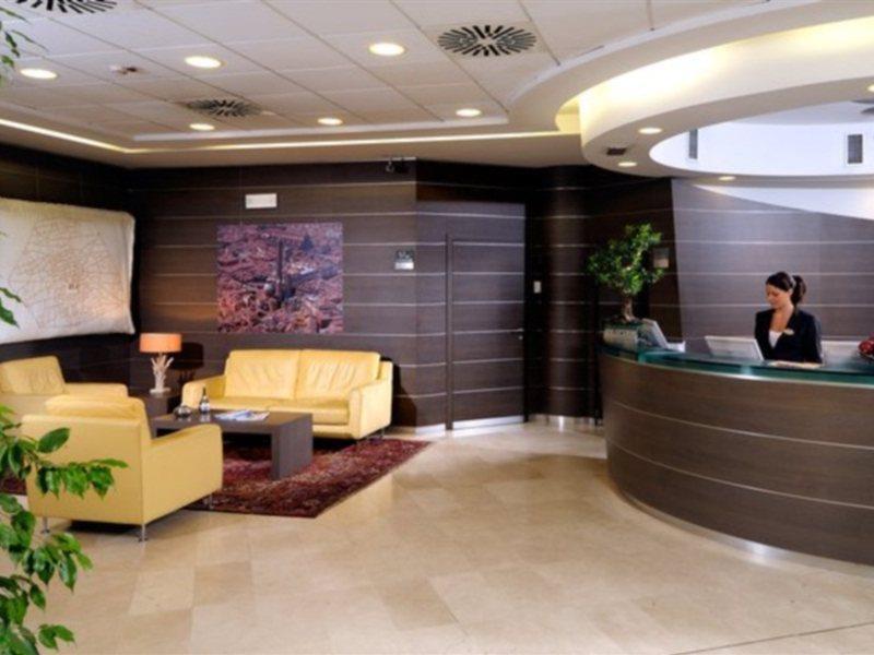 Savhotel Aemilia Болонья Экстерьер фото