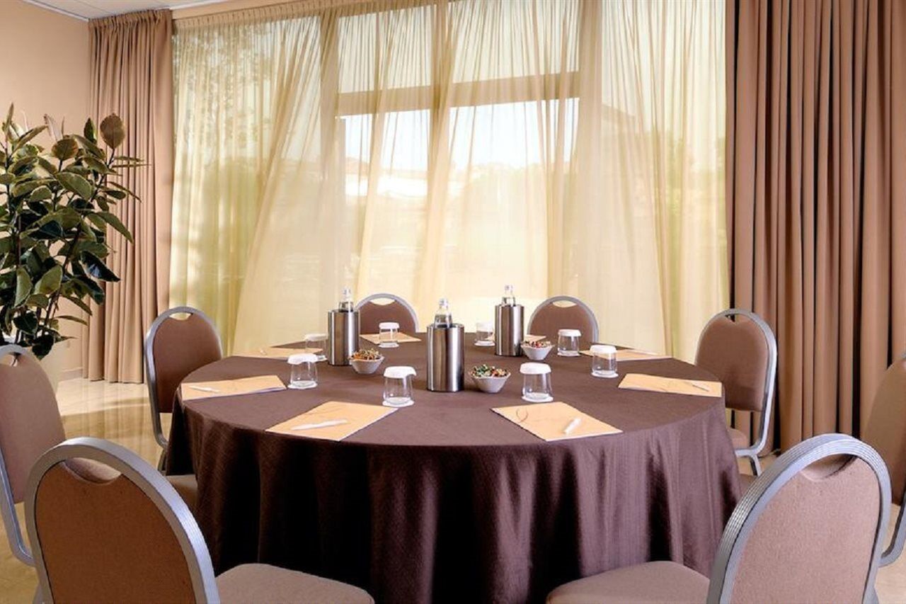 Savhotel Aemilia Болонья Экстерьер фото